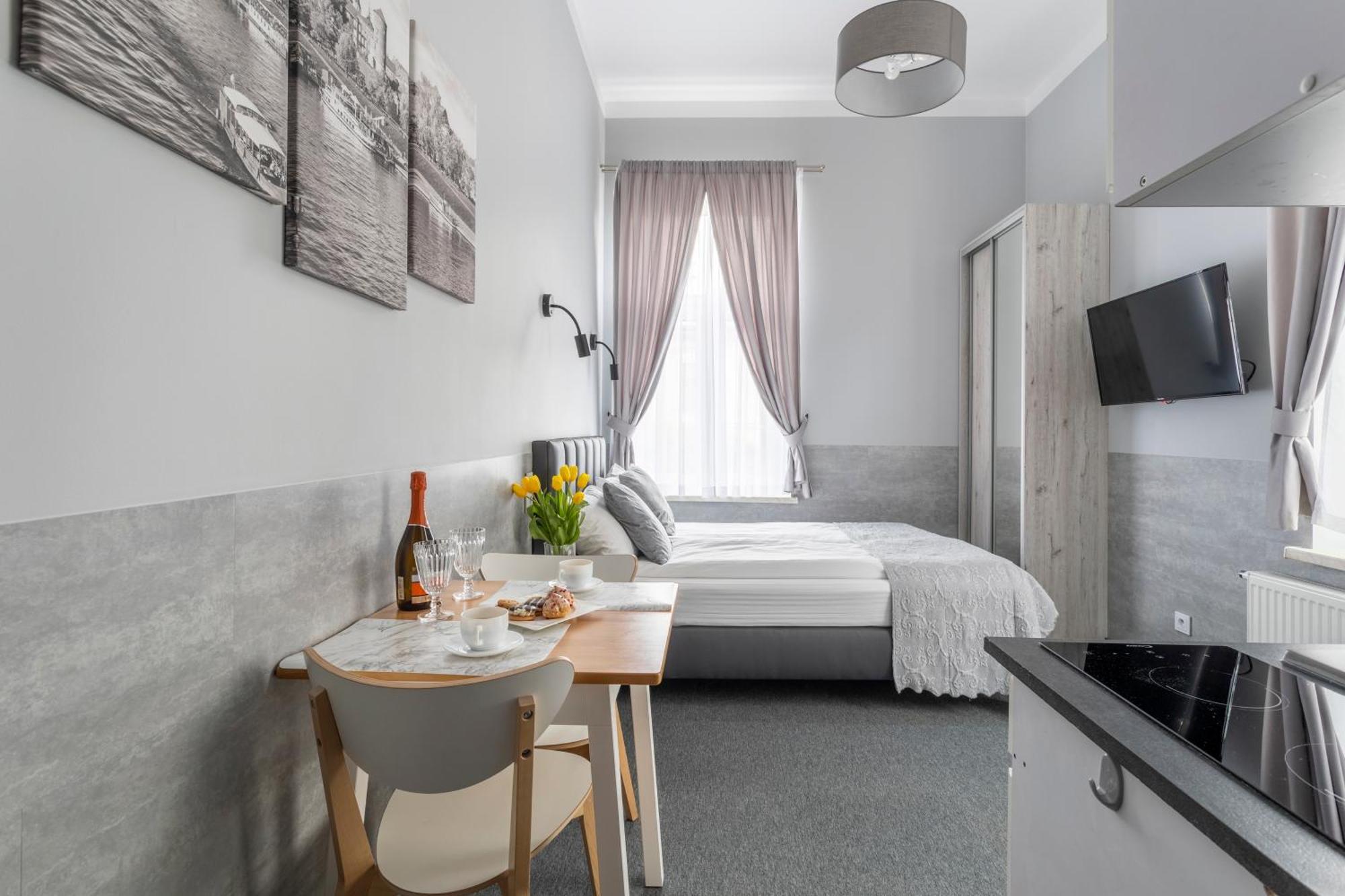 Primero Elegant Apartments Krakow Old Town Exterior photo